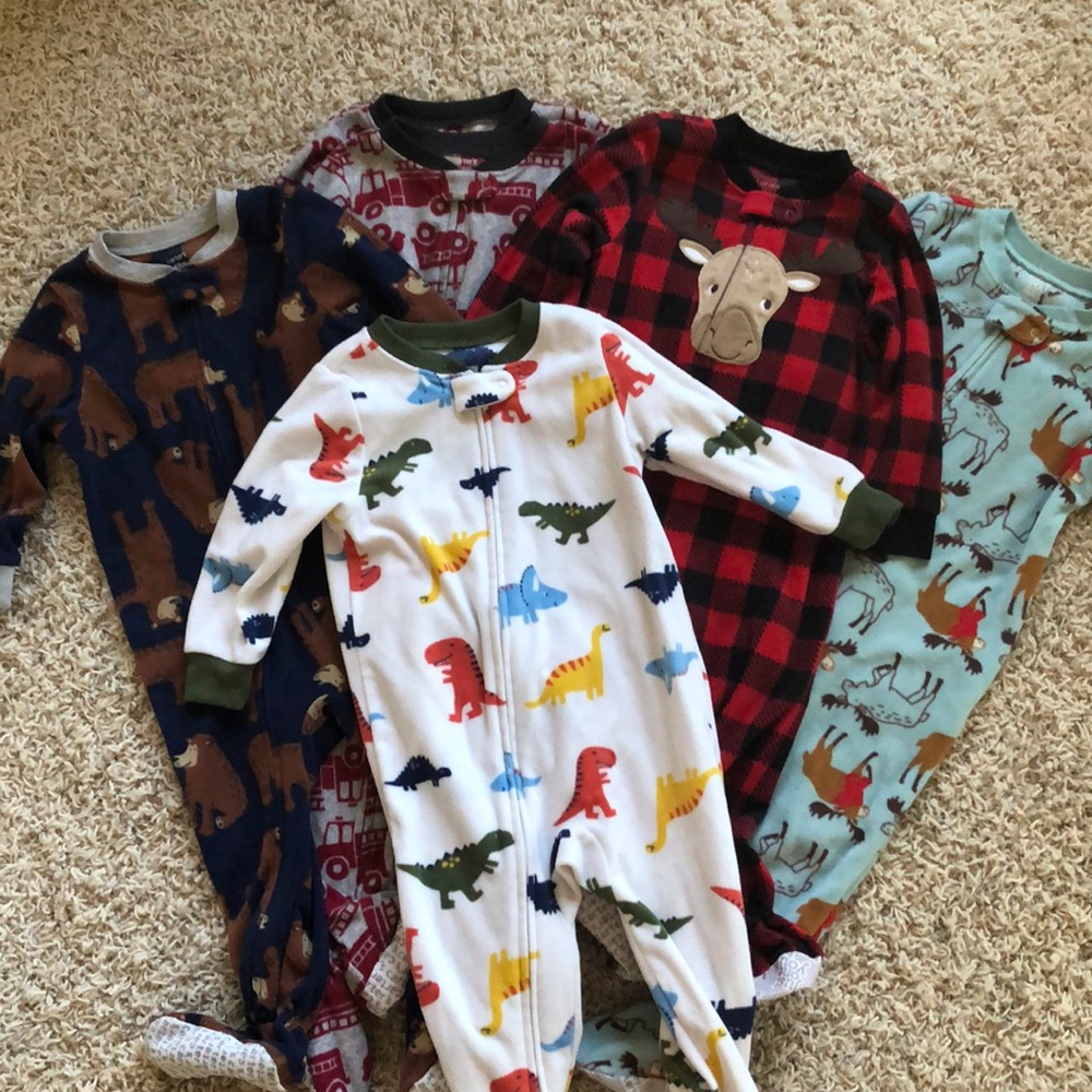 7 PIECE- Carters zip up Fleece PJs